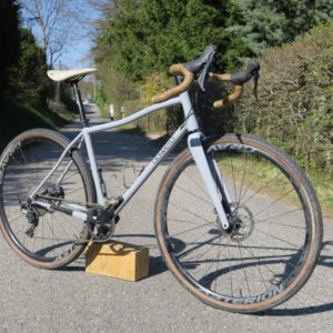 Vélo Gravel cadre Acier “dawelo” – taille M/L